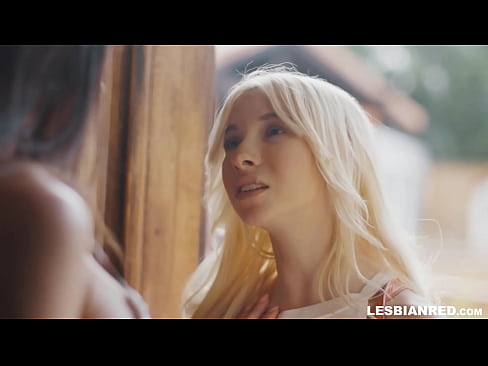 ❤️ Dievča príde domov o niekoľko mesiacov neskôr a skončí pri jedení kundičky svojej nevlastnej mamy ❤️❌ Domáce porno na porno sk.josporn-com.ru ❤